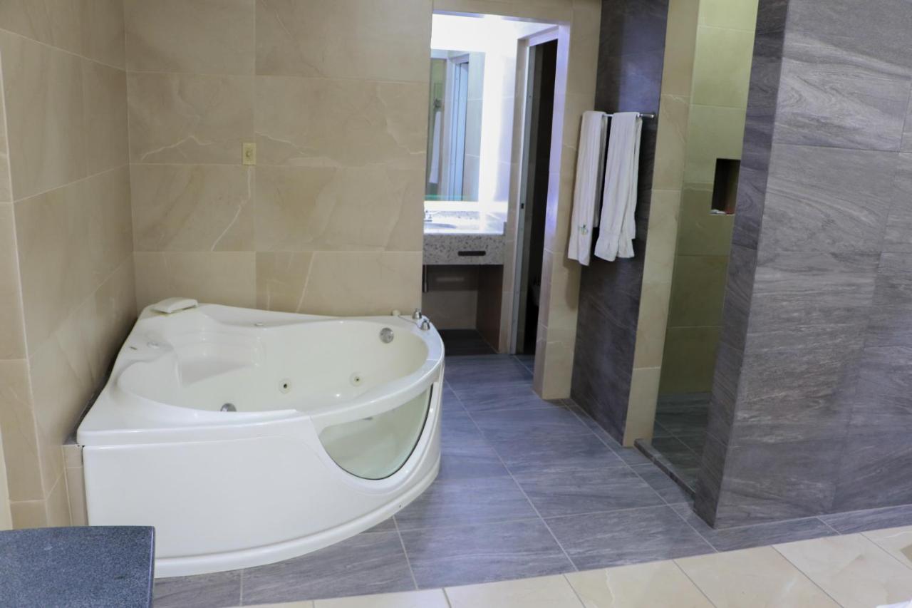 Autohotel Ilussion Córdoba Eksteriør bilde
