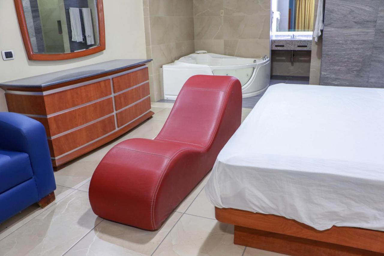 Autohotel Ilussion Córdoba Eksteriør bilde