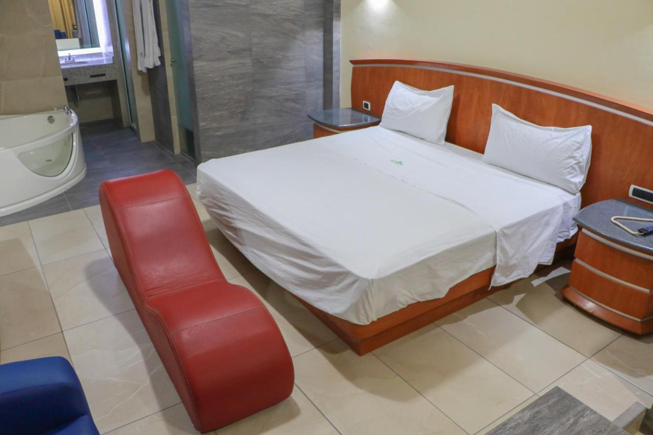 Autohotel Ilussion Córdoba Eksteriør bilde