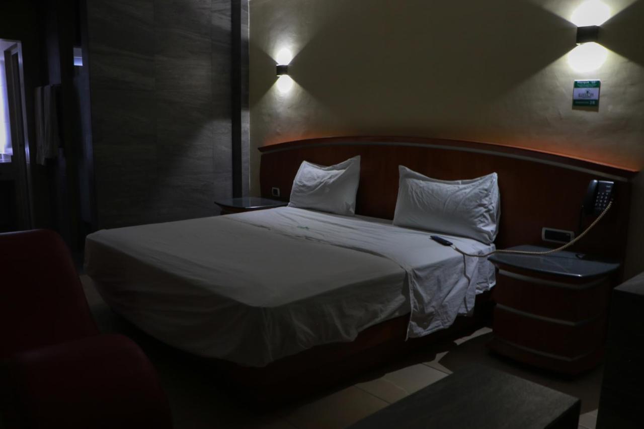 Autohotel Ilussion Córdoba Eksteriør bilde
