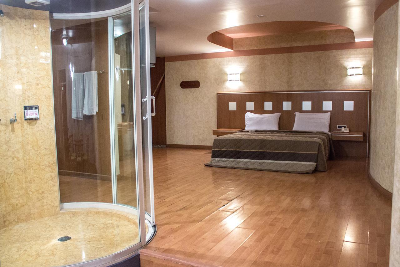 Autohotel Ilussion Córdoba Eksteriør bilde
